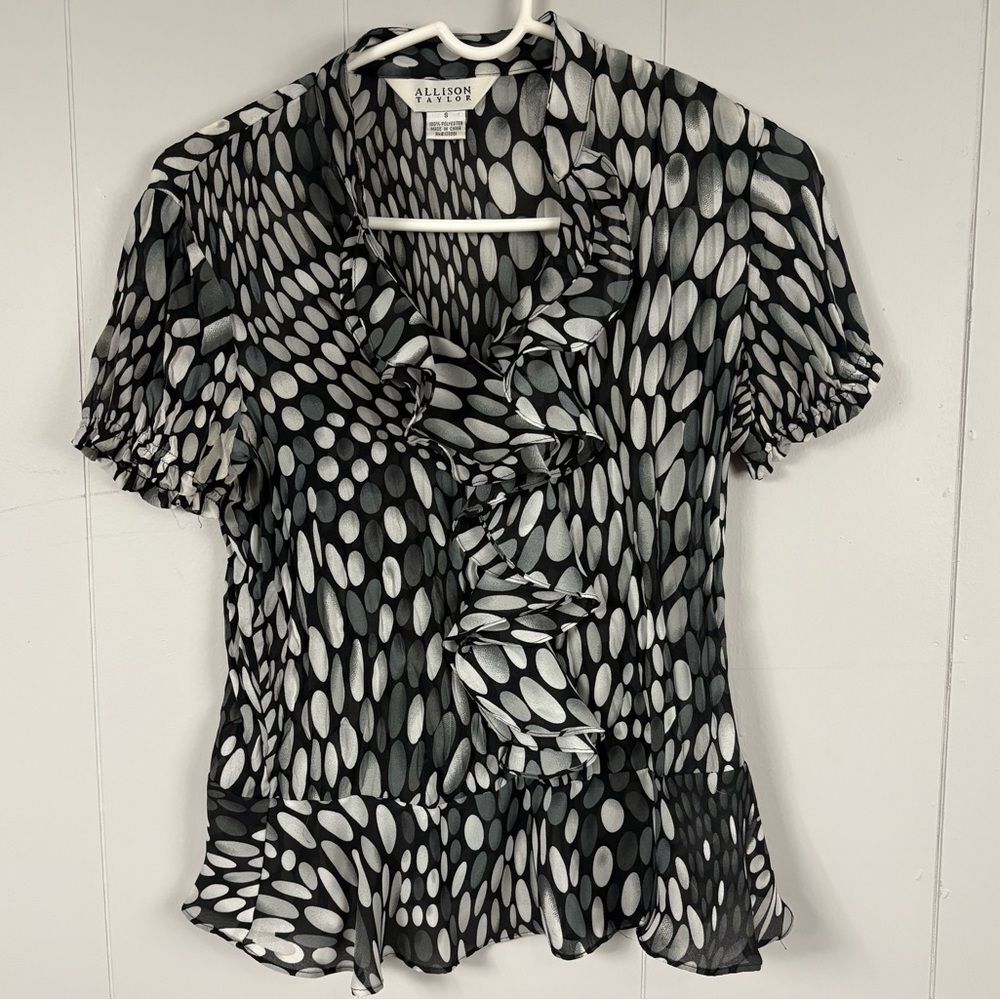 Allison Taylor Black White Short Sleeve Ruffle V-Neck Top Small Business Work